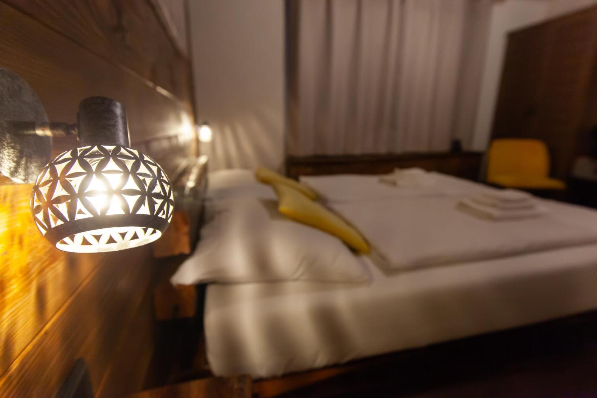 Sobe App Moj Hir Bed And Breakfast 亚斯特雷巴斯科 外观 照片