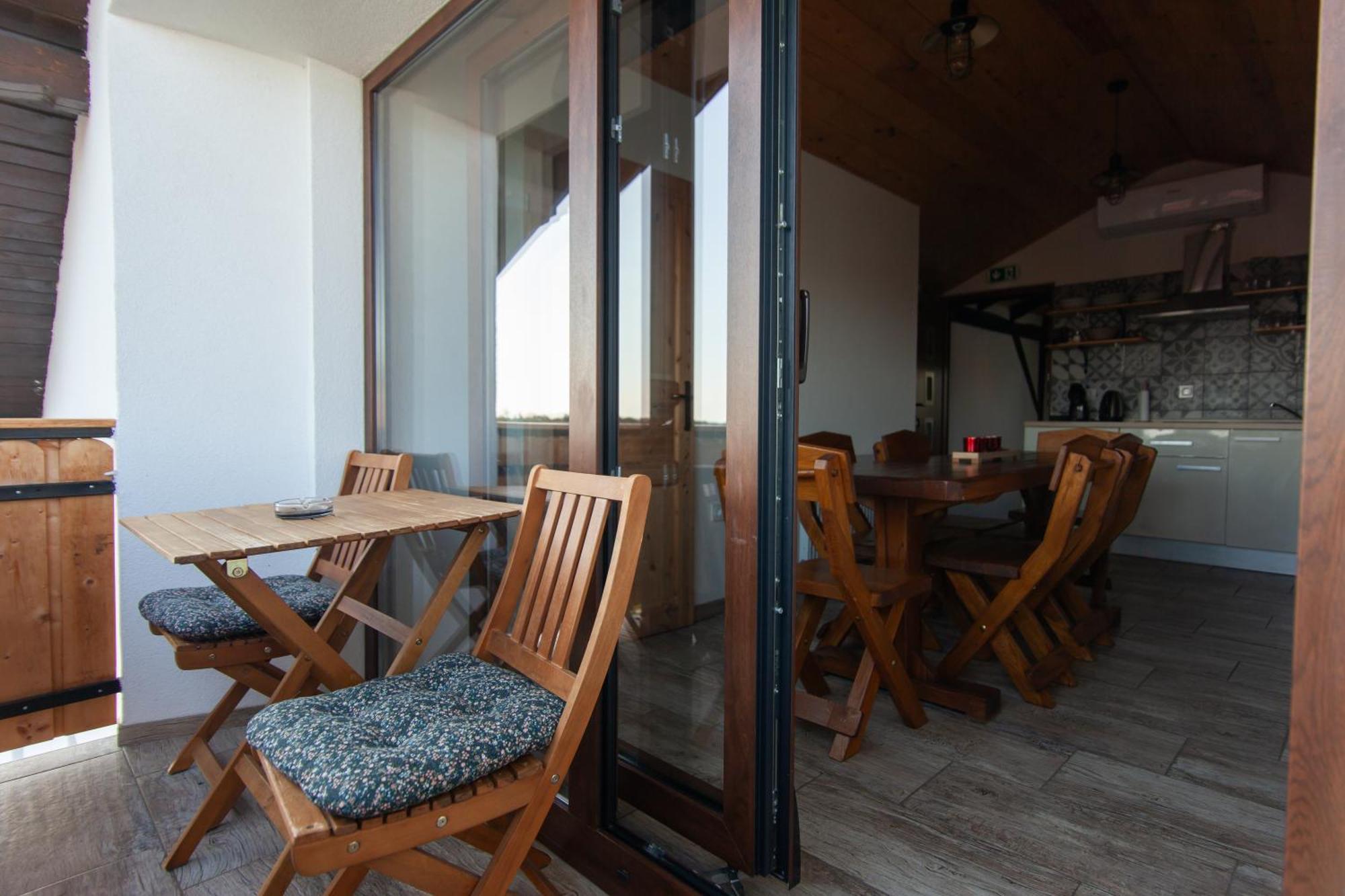 Sobe App Moj Hir Bed And Breakfast 亚斯特雷巴斯科 外观 照片